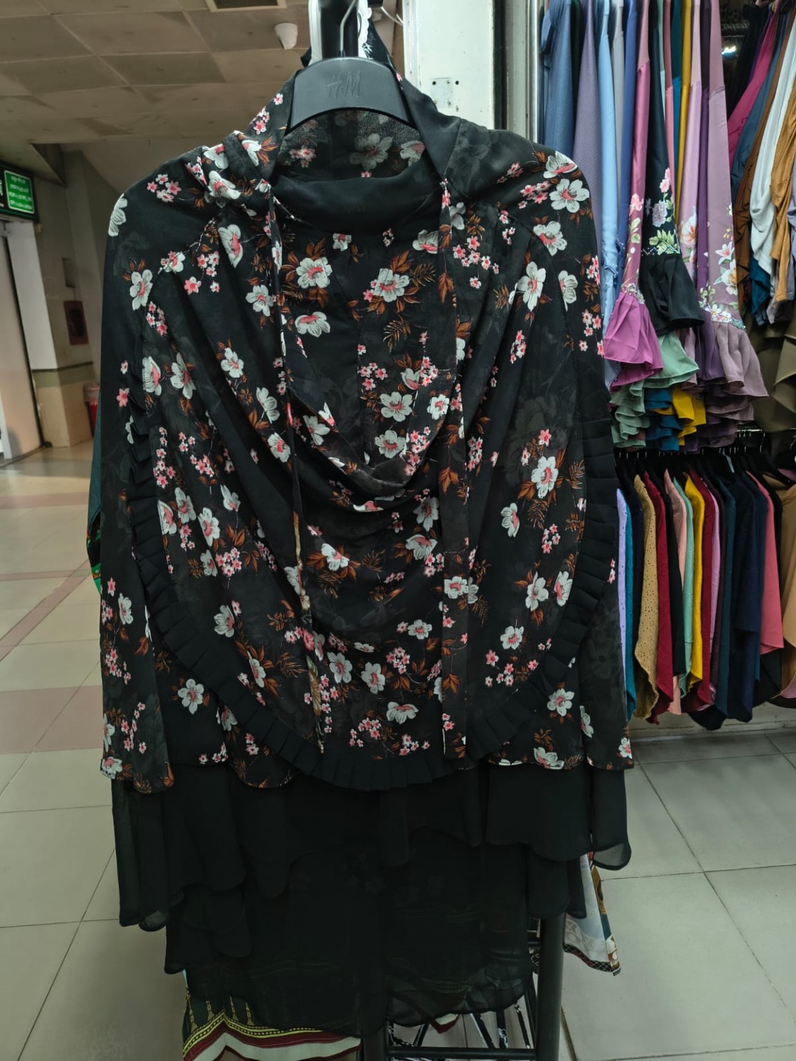 কালো পিংক জ্যামিতিক প্রিন্ট খিমার